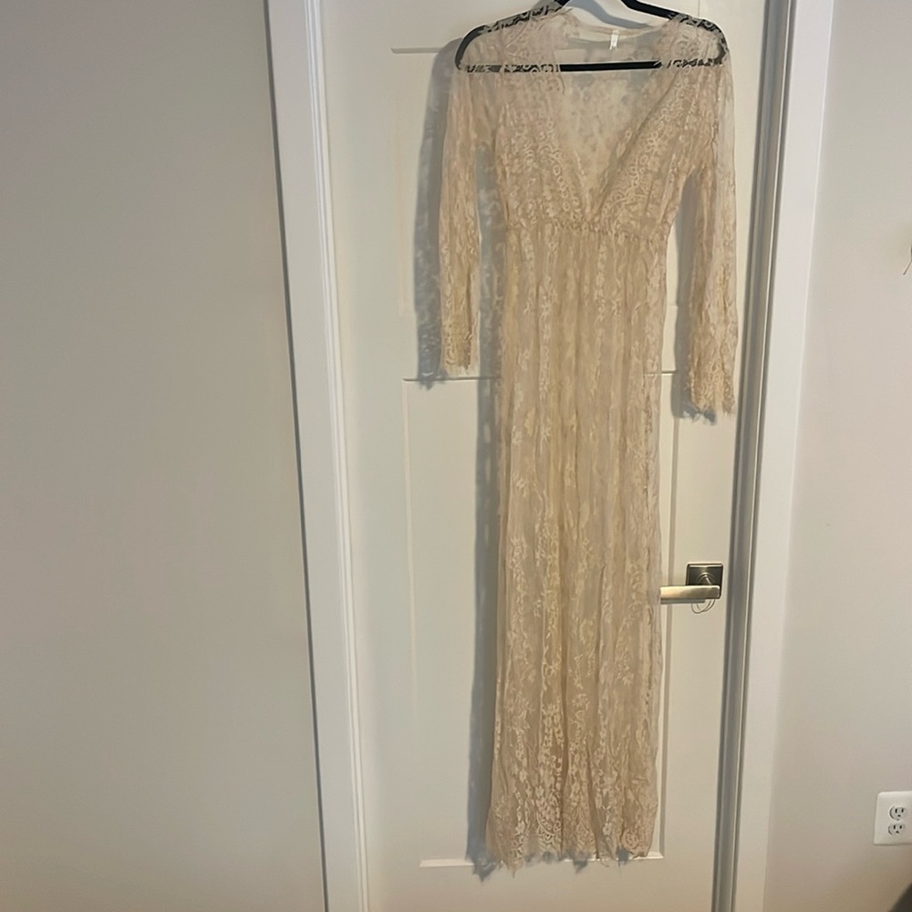 Crème Lace Maxi Dress for photo shoots